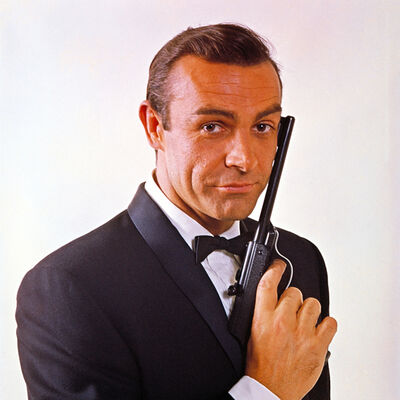 Na aukciji čuveni pištolj Džejmsa Bonda