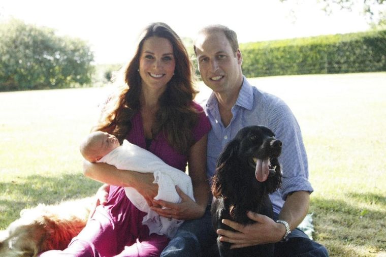 Princ Džordž: Prve fotografije nakon izlaska iz porodilišta (FOTO)