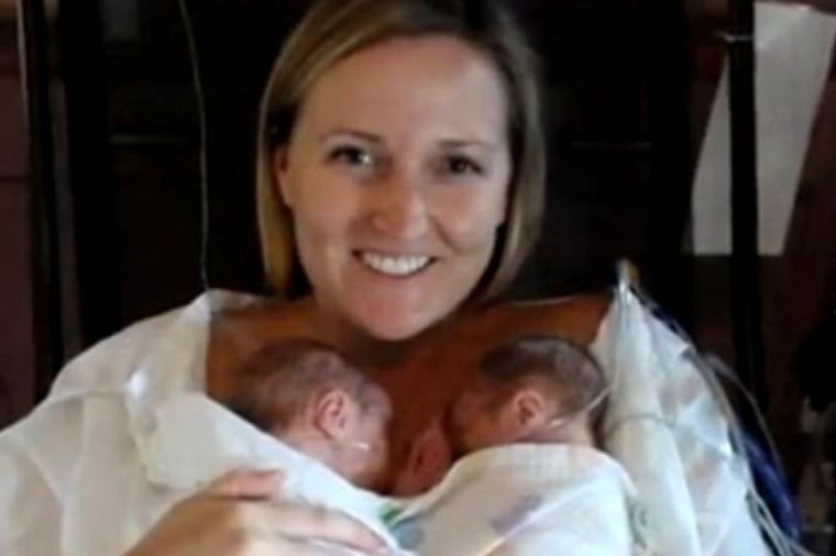 Medicinsko čudo: Majčin zagrljaj vratio u život preminulu bebu (VIDEO)