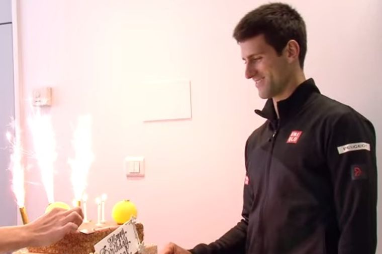 Kada Rolan Garos priredi iznenađenje za Novaka Đokovića! (VIDEO)