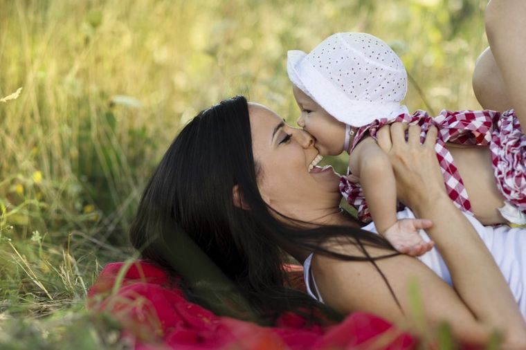 Dojenje utiče na inteligenciju: Bebe hranjene majčinim mlekom su uspešnije kad porastu