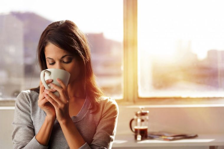 Otklonite simptome tinitusa: Kafa ublažava zvukove u ušima