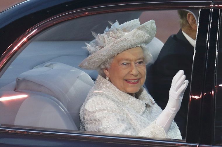 Kraljica Elizabeta napunila 89 godina: Praunuče stiže na bakin rođendan?
