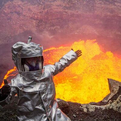Dok se kamera nije istopila: Istraživači napravili najdramatičniji selfi ikada - u aktivnom vulkanu!