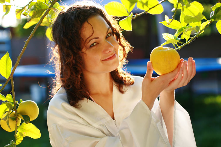 10 načina da iskoristite limun za lepotu: Hidrira kožu, eliminiše perut, uklanja mitisere!
