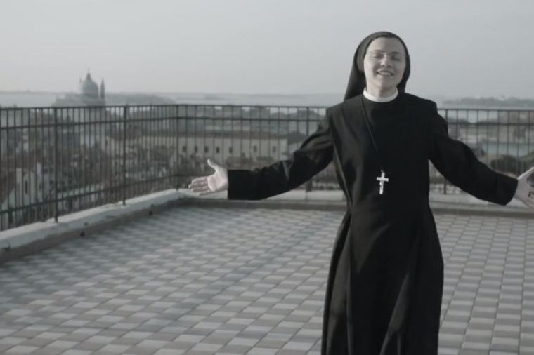 Časna sestra pobednica Glasa Italije snimila singl: Obradila Madoninu pesmu Like a Virgin! (VIDEO)