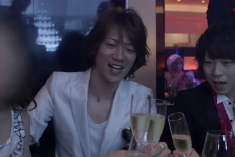 Izlazak s njim je luksuz, za noć zaradi 200.000 dolara: Žene su rado na listi čekanja! (FOTO, VIDEO)