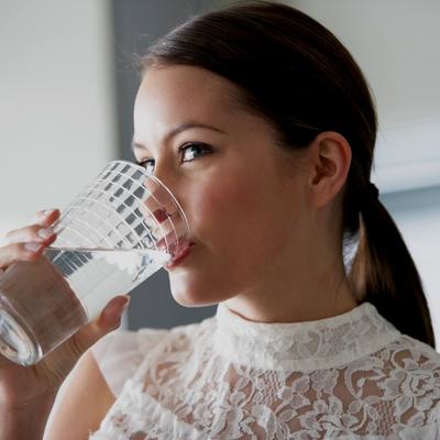 Tri alarmantna znaka da ste dehidrirali: Već sad posegnite za čašom vode!