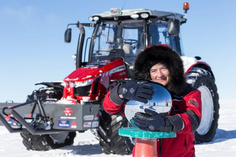 Holanđanka stigla traktorom na Južni pol: Ostvarila cilj posle 10 godina! (FOTO)