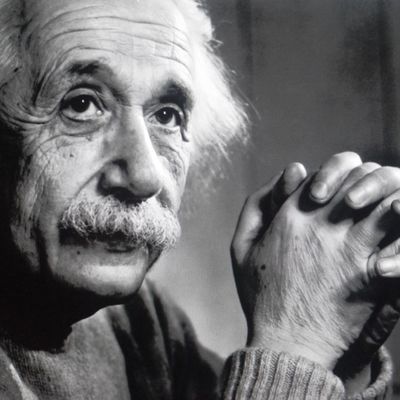 Albert Ajnštajn: Reč Bog za mene nije ništa nego izraz i proizvod ljudske slabosti!