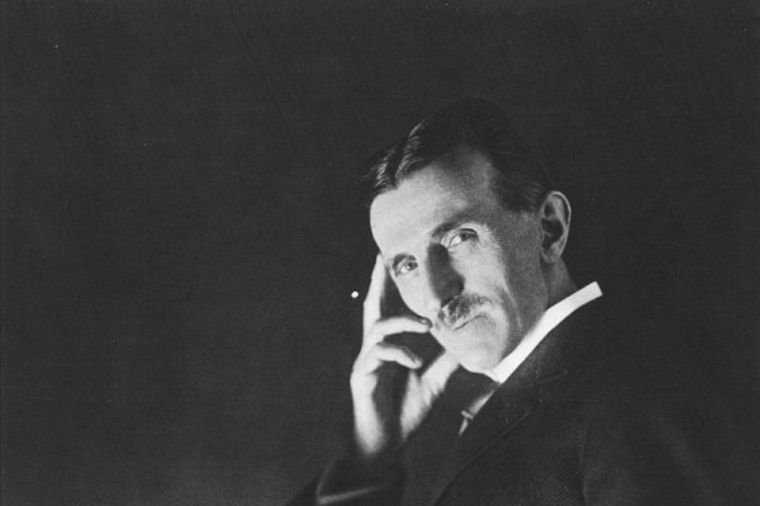 Nikola Tesla, božiji fenomen: Evo šta je njegov otac video godinu dana pre rođenja genija!