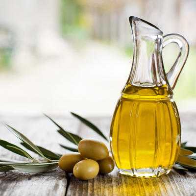 Pojedite svaki dan po kašiku maslinovog ulja: 4 dobre stvari koje će vam se dogoditi!
