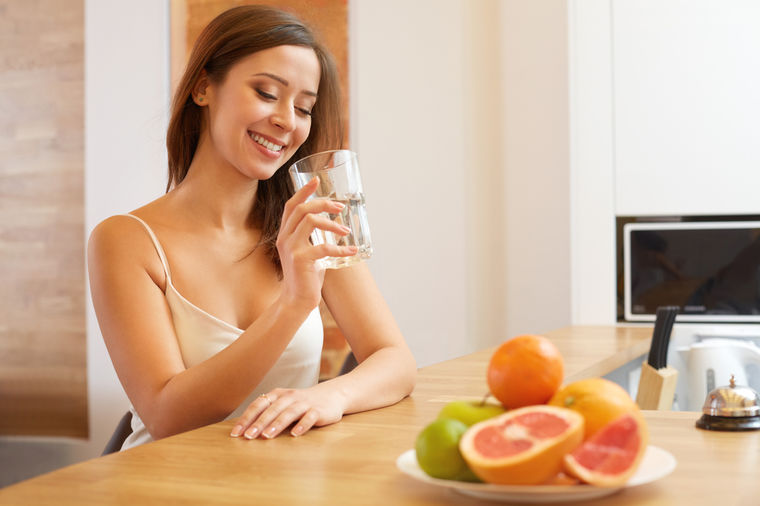 Pijte samo jednu čašu slane vode: Efekti će vas oduševiti!