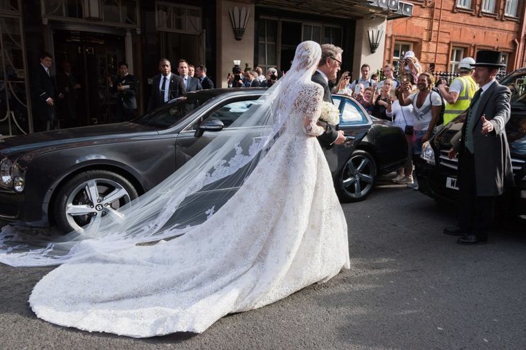 Kič svadba i rasipanje: Ovako to izgleda kad se udaš za naslednika bankarske imperije! (FOTO)