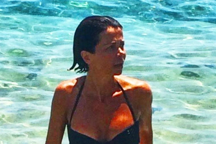 Obnažila se u Turskoj: Jelena Bačić Alimpić (46) u bikiniju osvojila Orijent! (FOTO)