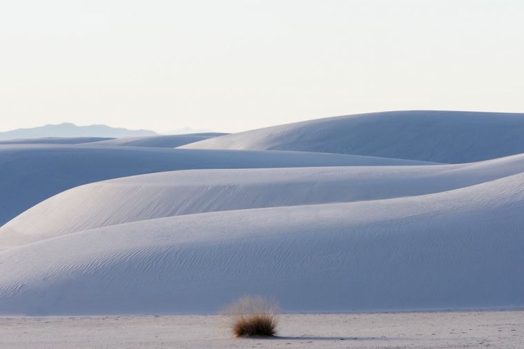 Bela pustinja u basenu Tularosa: Fenomen koji intrigira svet! (FOTO)