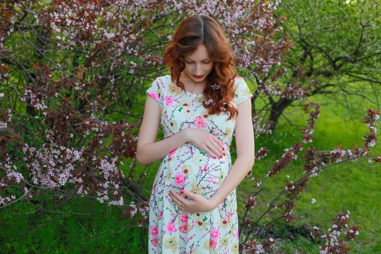 Uznemirujući rekord: Srbija na vrhu svetske liste po broju maloletnih trudnica!