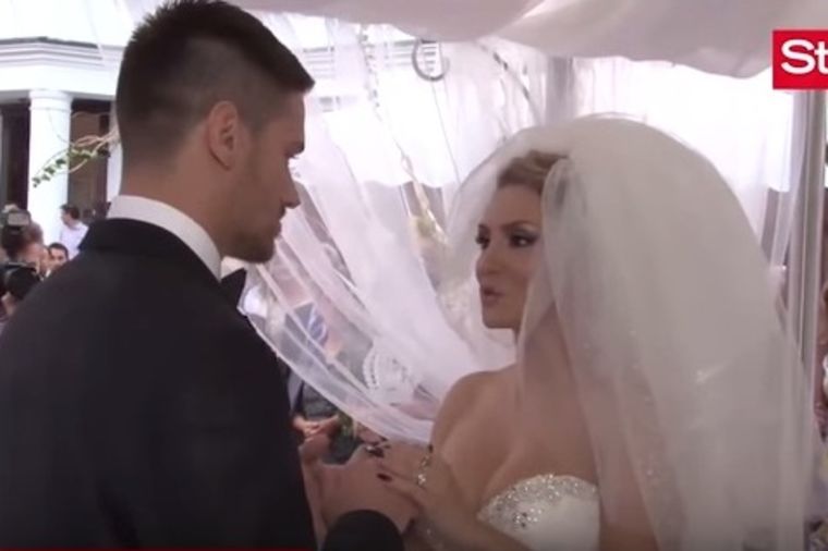 Gala slavlje: Ovako je bilo na svadbi Goce Tržan i Raše Novakovića! (VIDEO)