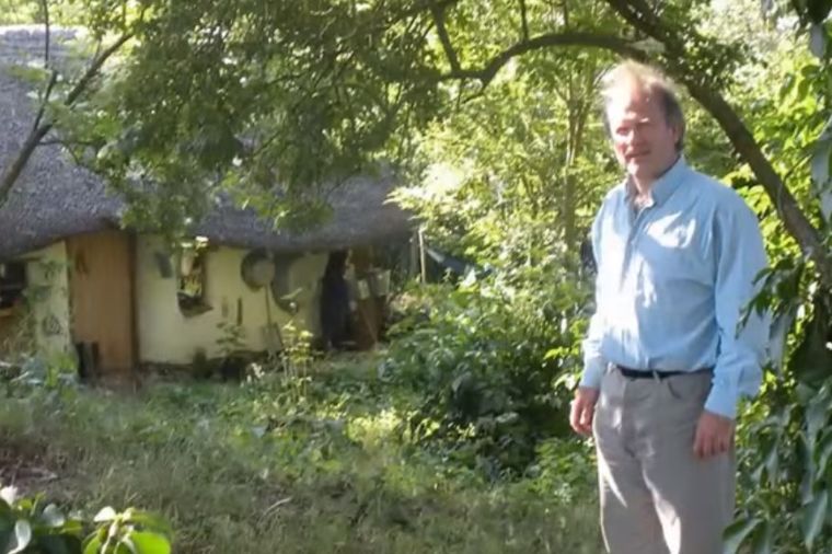 Napravio kuću za 180 evra: Genijalna ideja običnog čoveka osvojila svet! (FOTO, VIDEO)