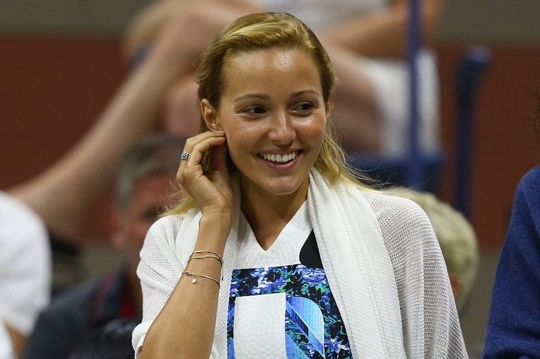Najpopularnija Srpkinja napunila 30 godina: Ovako se Jelena Đoković zahvalila na čestitkama! (FOTO)