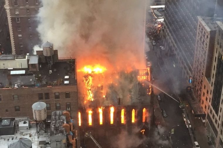 Njujork: Na Vaskrs izgorela pravoslavna crkva na Menhetnu (VIDEO)