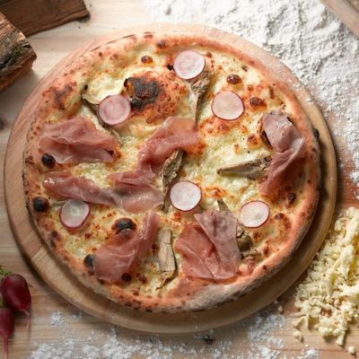 Internet poludeo za receptom: Testo za domaću picu od samo dva sastojka!