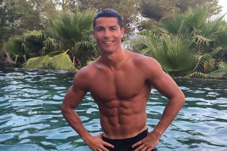 Jedini razlog zašto Ronaldo nema nijednu tetovažu: Potpuno neverovatno! (FOTO)