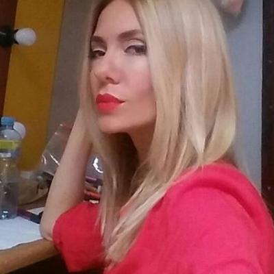 Srpska glumica (43) u 5. mesecu trudnoće: Ne odustaje od noćnih izlazaka! (FOTO)