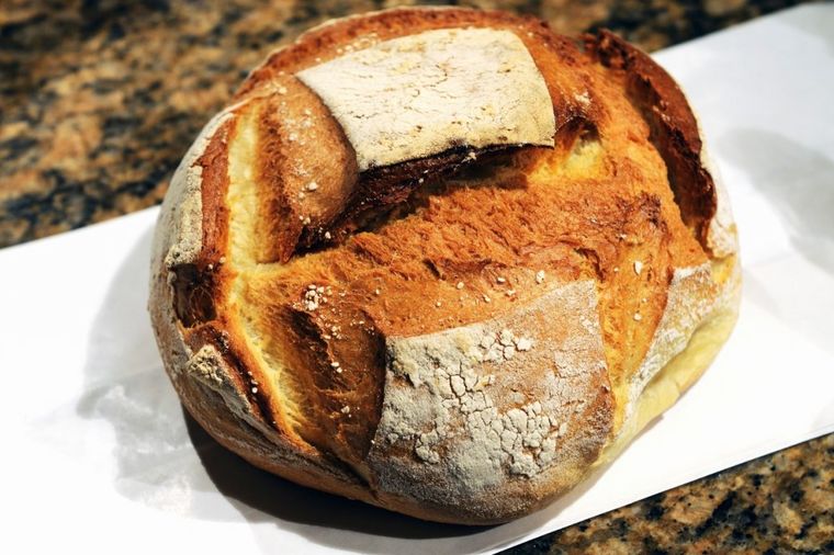 Najlepši hleb na svetu nikad niste jeli: Portugalska kukuruzna pogača sa medom! (RECEPT)