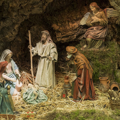 Hristos se rodi! Slavimo najradosniji hrišćanski praznik, a ovo su svi narodni običaji za Božić!