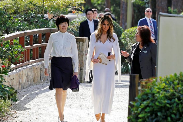 Japanci ostali nemi pred njenom lepotom: Elegancija kakva priliči samo Melaniji Tramp! (FOTO)