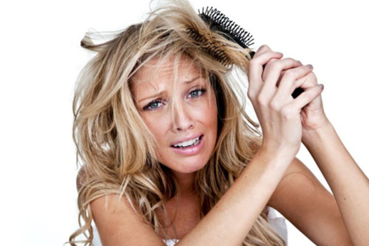 Lek za zamršenu kosu: Konačno se očešljajte bez čupanja, bola, pucanja i opadanja kose!