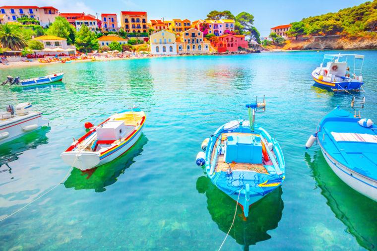 Čarobno grčko ostrvo: 10. najlepše mesto na svetu, nezaboravne plaže, divni zalivi! (FOTO, VIDEO)