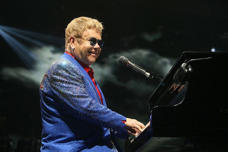 Elton Džon na intenzivnoj nezi: Svi koncerti otkazani, stanje mu je ozbiljno!