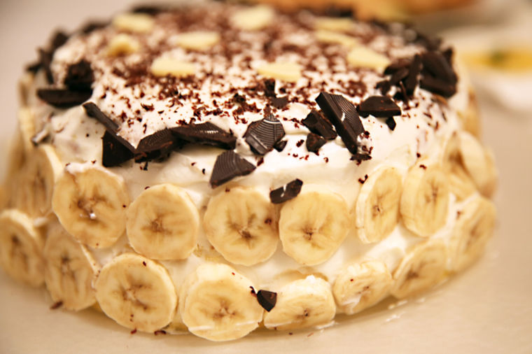 Najbrža banana torta: Pomešaš, filuješ, pojedeš za 15 minuta! (RECEPT)