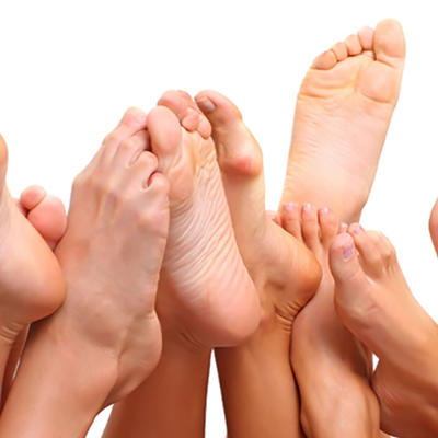 Da li vaše dete ima ravna stopala? Evo šta da uradite da ga rešite bolova u nogama i kičmi!
