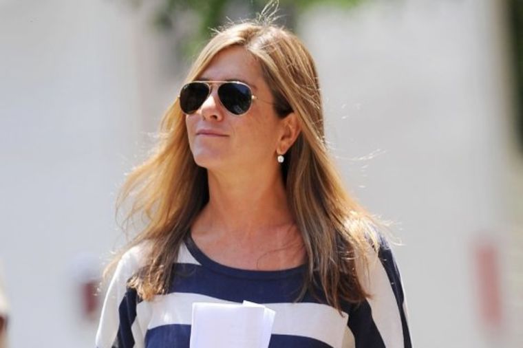 Stiglo izvinjenje nakon 12 godina, Dženifer Aniston u šoku: Bred Pit moli za oproštaj!