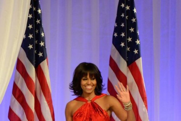 Mišel Obama se napokon oblači kako želi: Pogledajte prethodnu prvu damu u opuštenoj varijanti (FOTO)