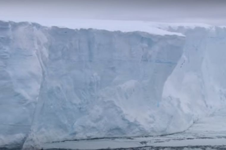 Najveća ledena santa ikad viđena odvojila se od Antarktika (VIDEO)
