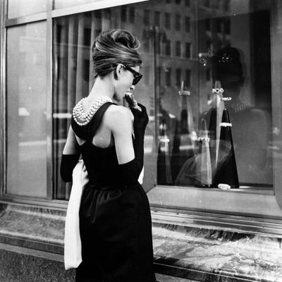 Saznajte sve o najlepšoj haljini na svetu: I danas kada čujemo izraz "mala crna haljina" - pomislimo na nju! (FOTO)