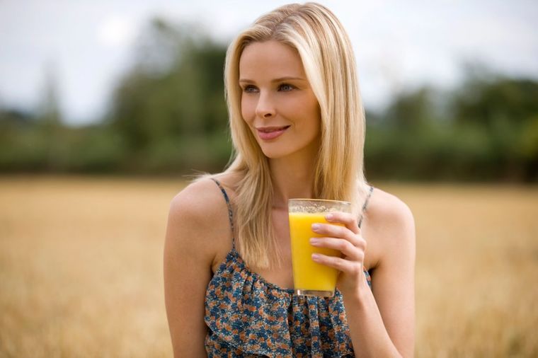 Alkalni sok oporavlja telo za 1 dan: Creva se potpuno čiste, teške bolesti se ublažavaju! (RECEPT)