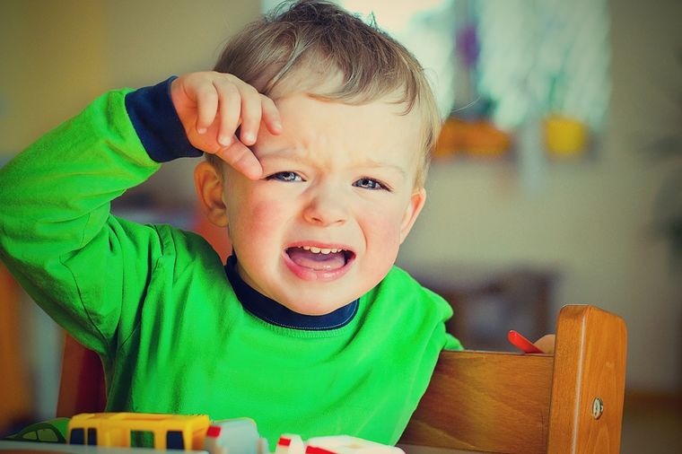 Kad vas rođeno dete udari: Ovakva reakcija je najvažniji korak u vaspitanju!