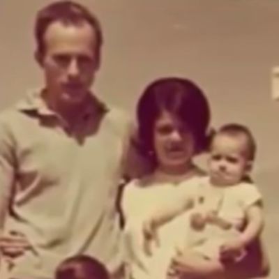 Napustio porodicu bez reči: 30 godina kasnije sačekao ih šok prizor pred vratima! (VIDEO)