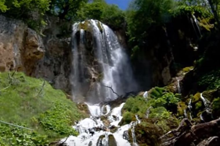 Srpsko selo sa najlepšim vodopadima: Sopotnica je raj za oči i odmor za dušu! (VIDEO)
