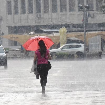 Najavljeno nevreme pogodilo Srbiju: Oluja načinila štetu u nekoliko gradova