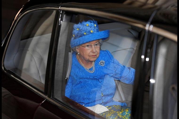 Gde su kraljica i princ Čarls bili na 20. godišnjicu Dajanine smrti: Pokušali da pobegnu od javnosti! (FOTO)