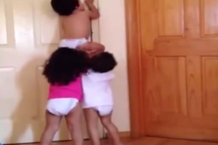 Roditelji zaključali vrata i izašli iz sobe: Snimak ih potpuno šokirao! (VIDEO)