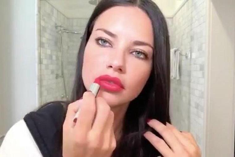 Večernja šminka Adriane Lime: Poznata manekenka pokazuje svoju tehniku! (VIDEO)