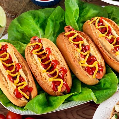 Argentinski hot dog u ljutom sosu: Ukus koji nepca pamte! (RECEPT)