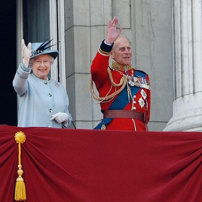 Princ Filip je varao kraljicu Elizabetu na sve strane: Šok uoči 70. godišnjice braka!